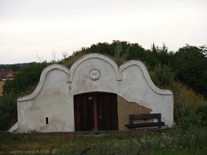 img00028.jpg