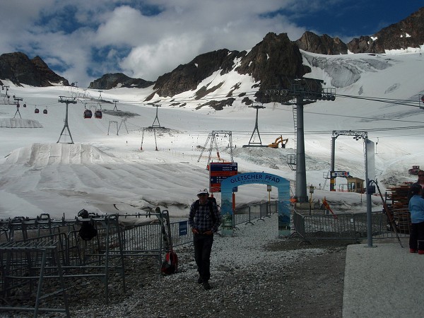 img00081.jpg