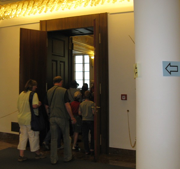 img00013.jpg