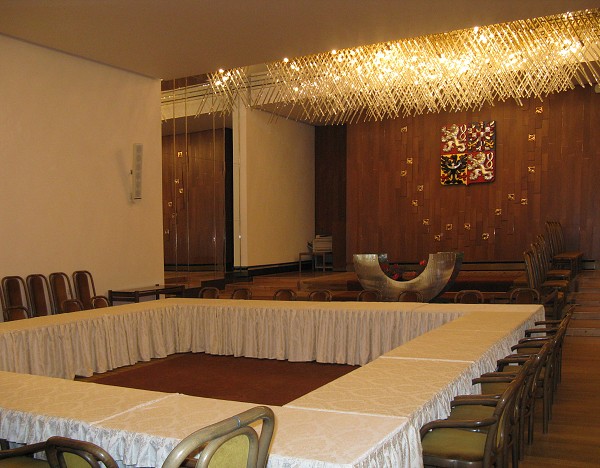 img00021.jpg