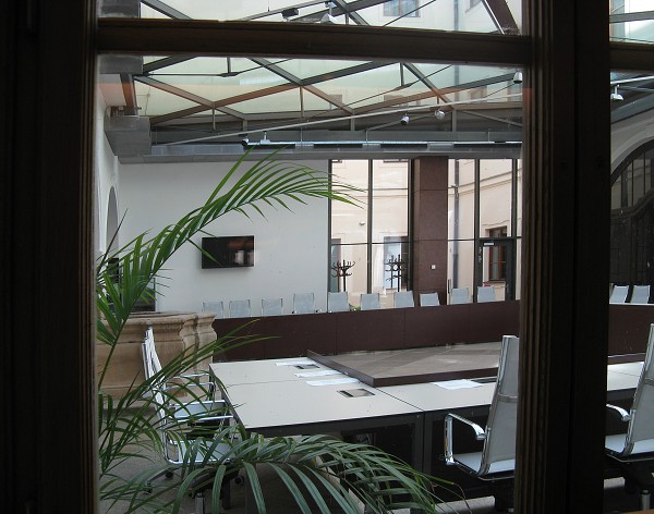 img00025.jpg