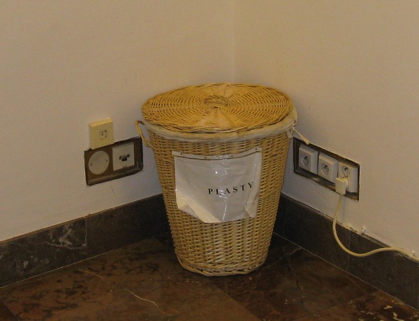 img00027.jpg