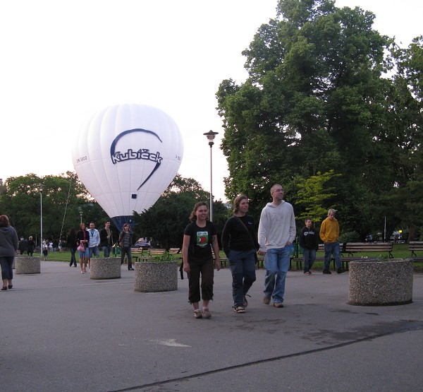 img00002.jpg