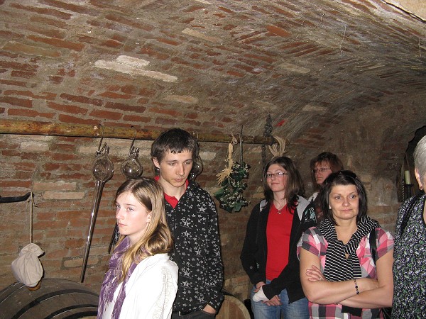 img00021.jpg