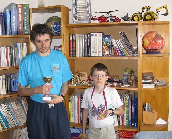 img00037.jpg