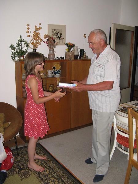 img00064.jpg