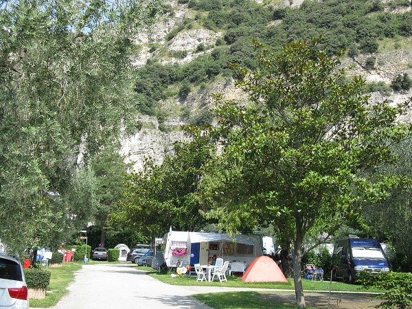 img00003.jpg