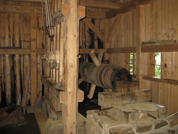 img00047.jpg