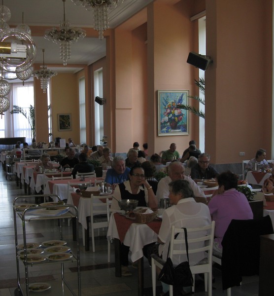 img00004.jpg
