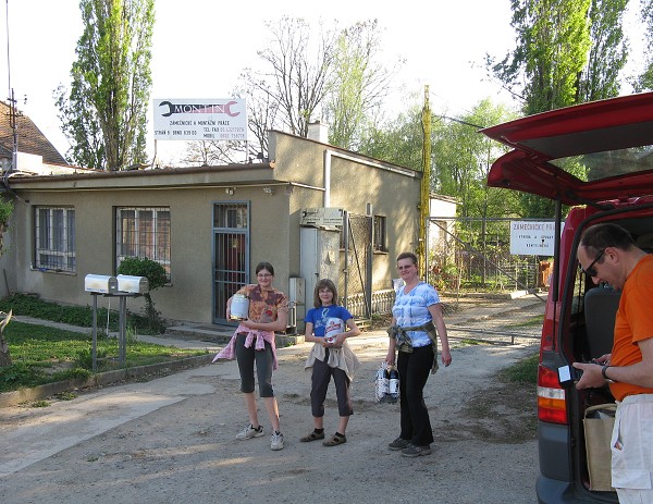 img00003.jpg