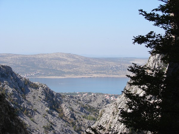 img00028.jpg