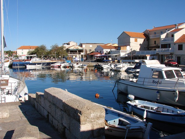 img00077.jpg