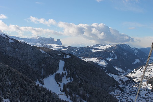 img00004.jpg