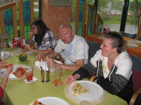 img00003.jpg