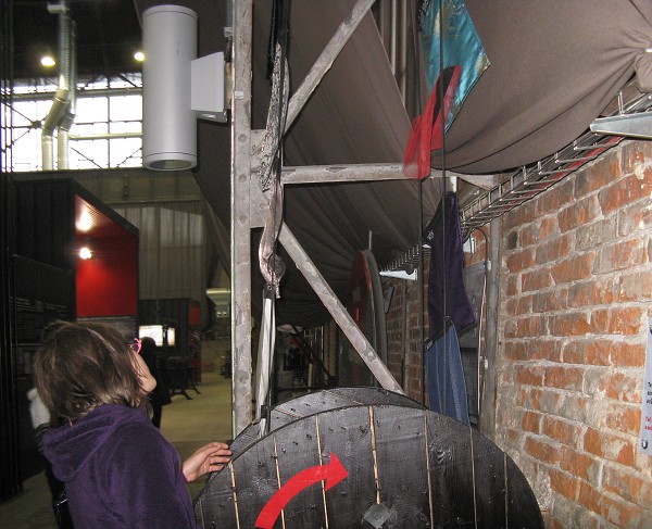 img00013.jpg