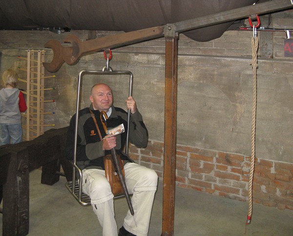 img00020.jpg