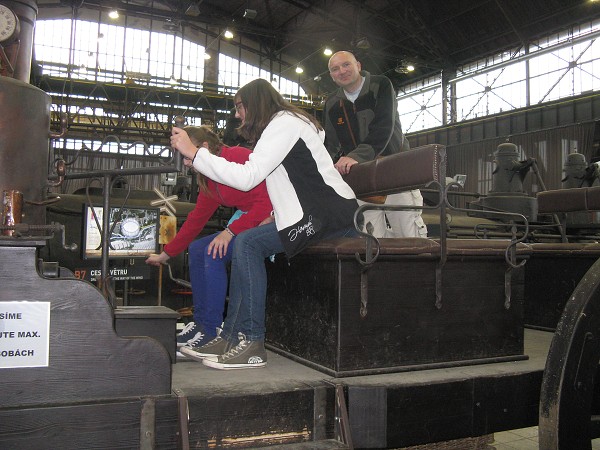 img00027.jpg