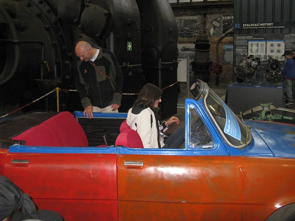 img00037.jpg