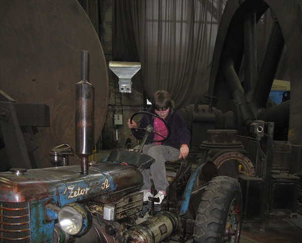 img00042.jpg