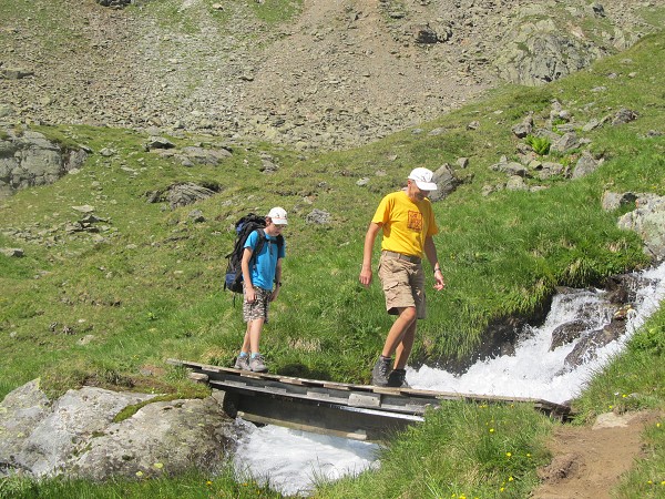 img00065.jpg