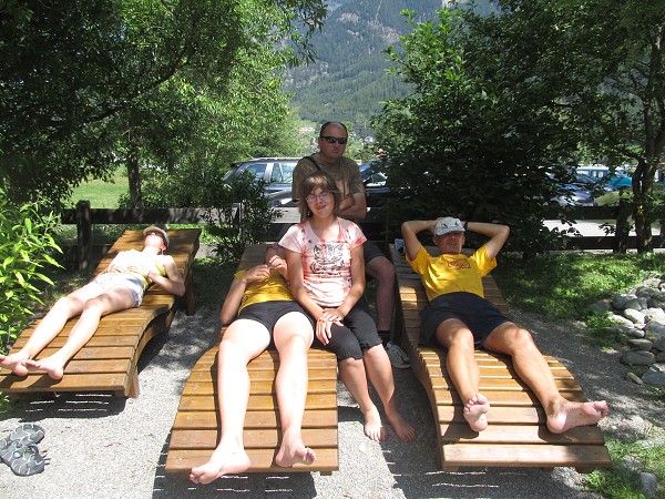 img00103.jpg