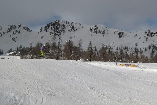 img00027.jpg