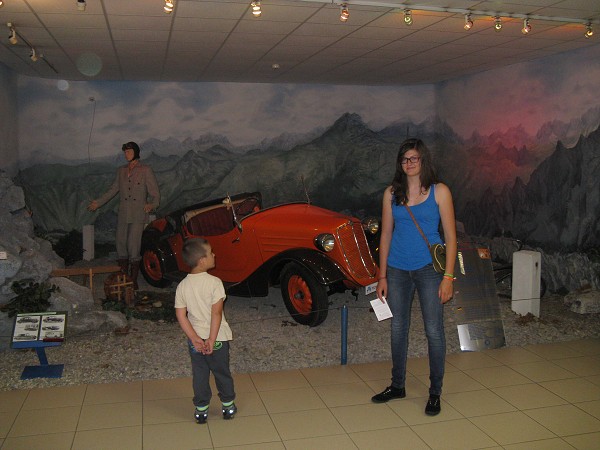 img00006.jpg