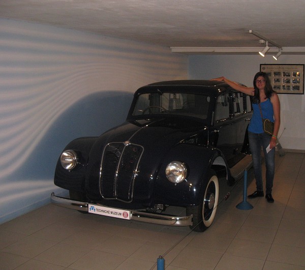 img00007.jpg