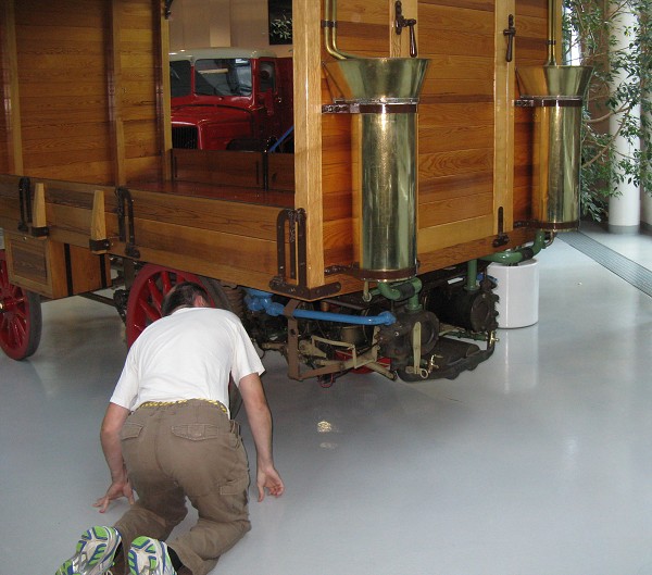 img00018.jpg