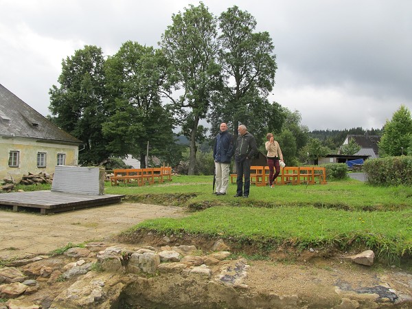 img00012.jpg