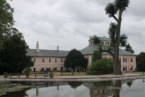 img00018.jpg