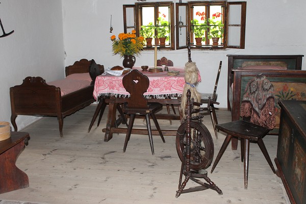 img00020.jpg